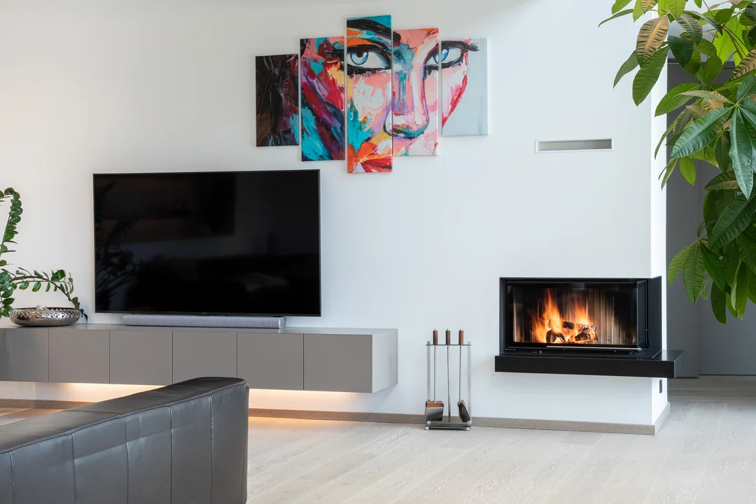 Takkaluukun valinta: tiiveys ja turvallisuus näkyvät lasiluukun rakenteessa